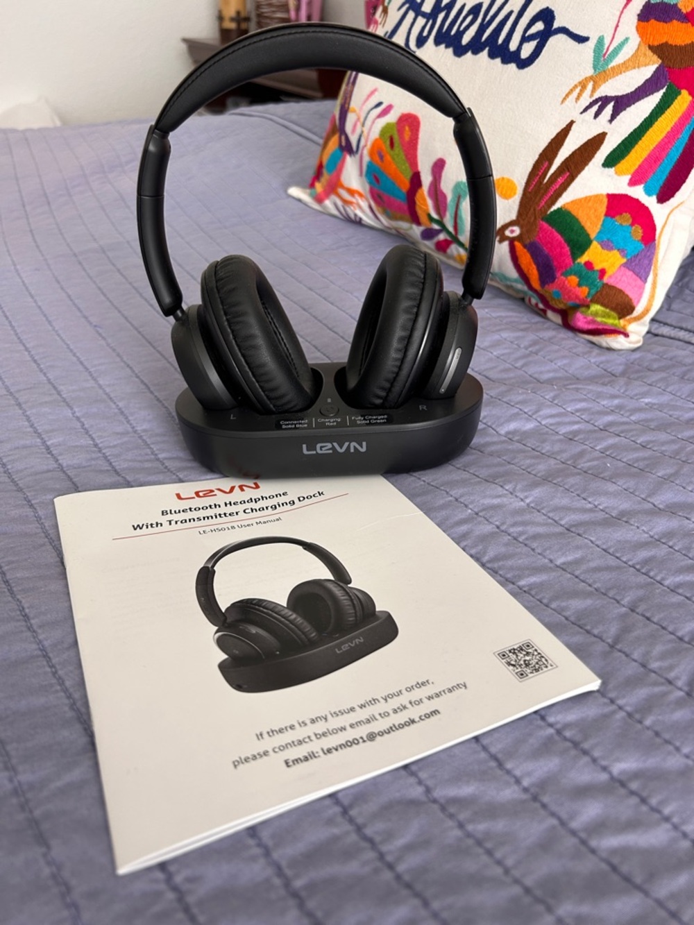 Black Wireless Bluetooth Headphones with Charging Dock
